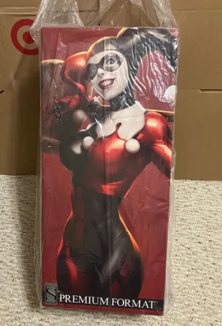 SIDESHOW EXCLUSIVE HARLEY QUINN Premium Format 1 4 Scale Statue DC