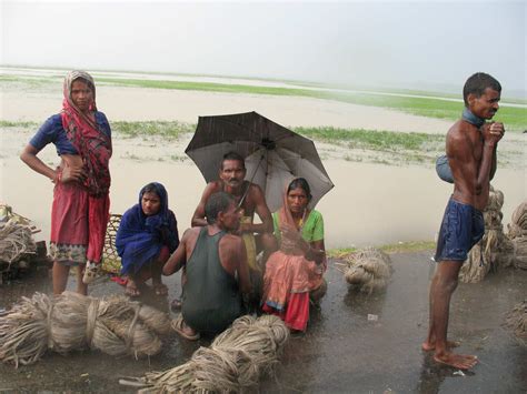 the new humanitarian over 40 000 flood displaced face mounting challenges
