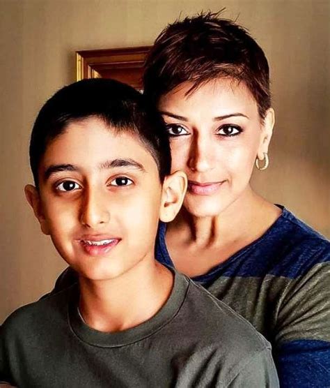 Looking for information about bollywood actress sonali bendre? Sonali Bendre Age, Height, Husband, Family, Cancer ...
