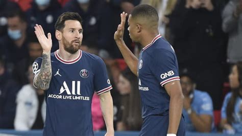 lionel messi lifts lid on relationship with kylian mbappe football transfer news