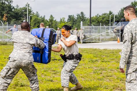 Dvids Images New York Army National Guard Mps Train At Fort Drum