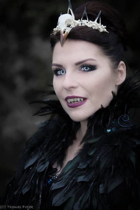 I used the prototype pics of the evil queen pf from sideshow as a basis for my. Evil Queen Dark Raven costume DIY Elf Fantasy Fair Arcen 2015 www.makeupartist666.com www ...