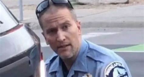 Derek michael chauvin is one of the four former police officers involved in the controversial death of george floyd. Ex-Minneapolis police officer Derek Chauvin charged with ...