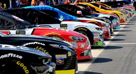 17 daytona 500/daytona international 11 consumers energy 400/michigan international speedway nbcsn 3pm aug. NASCAR Race Mom: Start Time for Sunday's Monster Energy ...