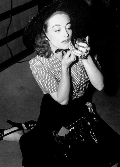 Deforest Joan Crawford Behind The Scenes Of A Publicity Photo Shoot