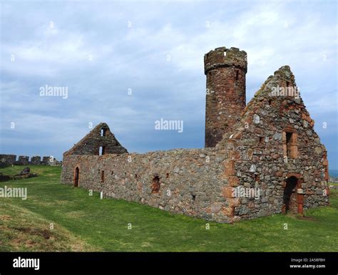 Ruins Of Peel Castle Isle Of Man Uk Stock Photo Alamy