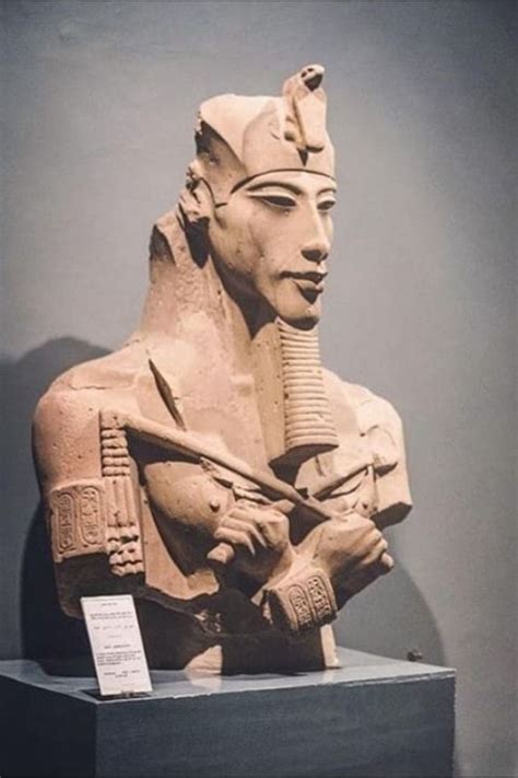 Pharaoh Akhenaten Mad Bad Or Brilliant In 2020 Amenhotep Iii Pharaoh Egyptian