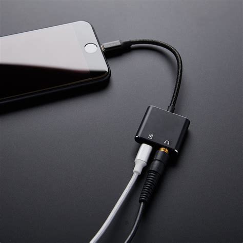 Iphone 7 Charge Audio Adapter V3 Black Vr Hero Touch Of Modern