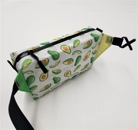The Ultralight Fanny Pack "Dirty Avocado" – High Tail Designs
