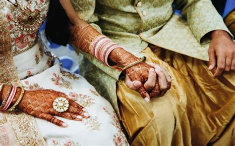 کم عمری میں شادی کے فوائد تو بہت لیکن تازہ تحقیق میں ایک خطرناک نقصان بھی سامنے آگیا