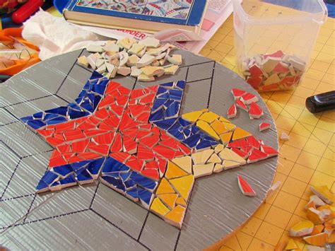 Creating Mosaics The Easy Way Maker Easy Mosaic Mosaic Diy Mosaic