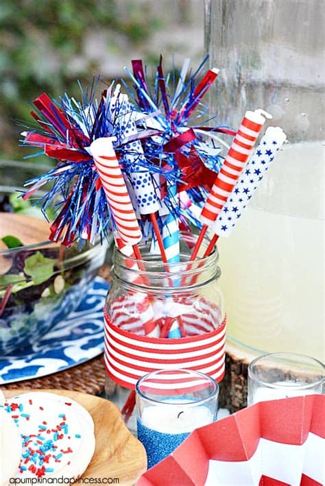 The main idea is to design the table in the national colors and with traditional stars, and you can vary this point as you like: Fourth of July Party Decorating Ideas - A Pumpkin And A ...