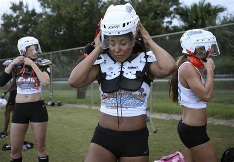 The Other Side Of Lingerie Football League 35 Pics