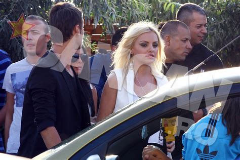 Alexandra Stan A Iesit Din Casa Pazita De Varul Ei Dar A Comis O La