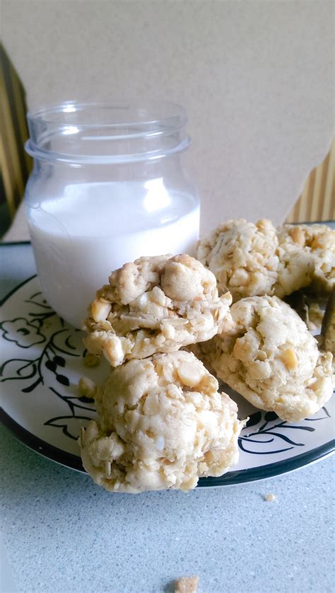 White Chocolate Chip Macadamia Nut Cookies Michigan From Scratch