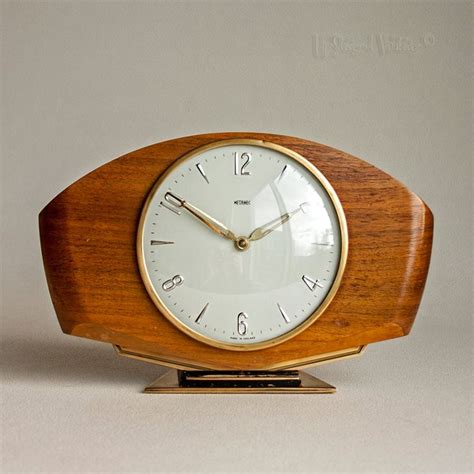 Vintage Retro Metamec Teak Electric Mantel Clock Made In England