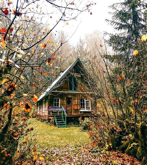 Pin By Sea Child On Autumn Cozy In 2020 Cabins And Cottages House