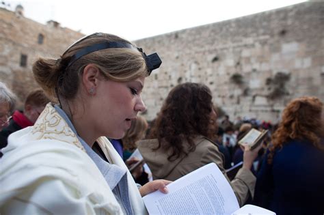 Israeli Court Allows Non Orthodox Prayer By Women At Western Wall The