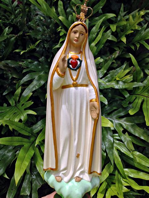 About two months ago at holy mass at st. Nossa Senhora de Fátima c/ Coroa de metal no Elo7 | Kelly Arte Sacra (A147F0)