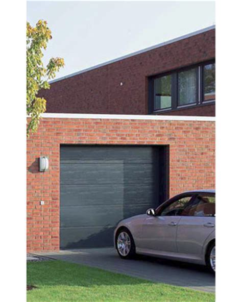 Elles offrent la possibilité de dégager tout l'espace de votre entrée de garage que ce. Porte de garage sectionnelle HÖRMANN | La Maison de la ...