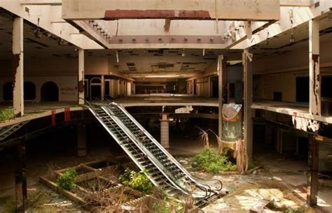 The Deserted Rolling Acres Shopping Mall Usa Seph Lawless