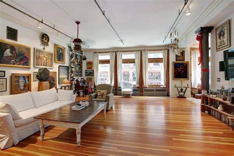Whoopi Goldberg House Pics Los Angeles New York Vermont New Jersey She S A Mogul Keep