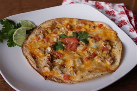 Grilled Chicken Pizza Recipe Just A Pinch Recipes