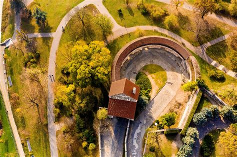 Stunning Photos Show Autumn Budapest Landscape From Above English