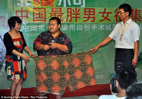 Chinas Fattest Man Liang Yong Loses 14 Stone In Just Two Years After