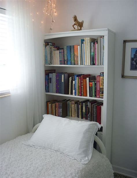 17 Bookshelves That Double As Headboards Cool Dorm Rooms Dorm