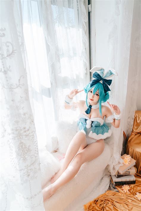 《初音未来》兔女郎cosplay 次元岛