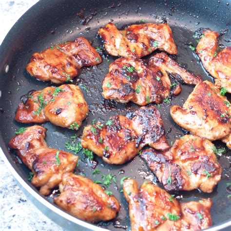See more ideas about recipes, cooking recipes, chicken 1/2 to 2 pounds boneless, skinless chicken thighs (4 or one thigh per family member) 3 garlic cloves, smashed and chopped 1 teaspoon dried basil 1/2. boneless chicken thigh recipes