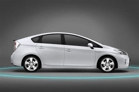 Ces deux éléments distillent au. Toyota Prius 2012 : Restylage et Plug-in (vidéo)