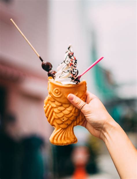 6 Places To Find Sweet Street Food Specialties Around The World - VITA