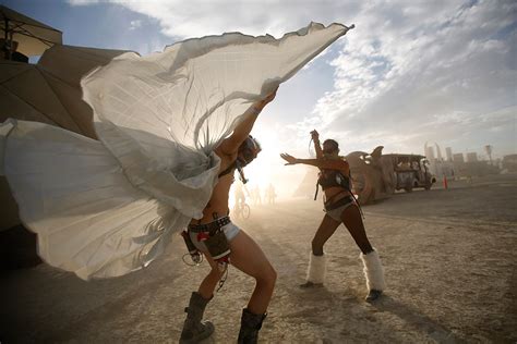 Burning Man 2014 Spectacular Photos Of The Annual Festival In Nevadas