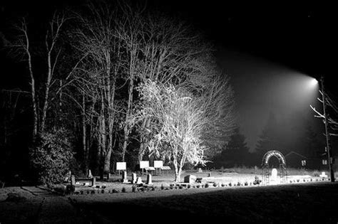 Schau dir angebote von ‪black n' white‬ auf ebay an. 22 Spooky and Creepy Black and White Photos
