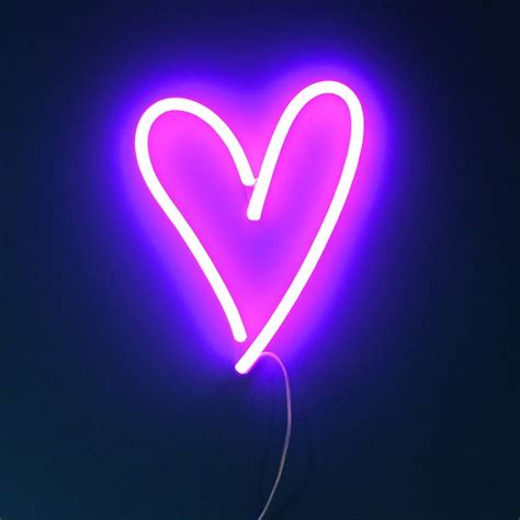 Everything about the korean writing is just wrong and that ruined this picture sfm. Neon LED Heart Light | Neon heart light, Heart lights, Neon