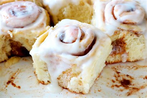 How To Make Cinnamon Rolls Without Yeast And Eggs