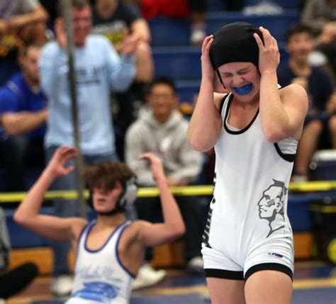 New York Female Wrestlers Grit Leads To Inspirational Big Win Usa