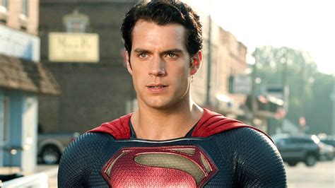 Henry Cavills Superman Role Announcement Whats Happening With The