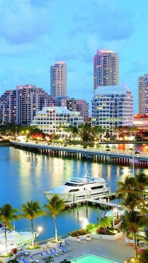 Miami Florida Places To Go Beautiful Places Places To Travel
