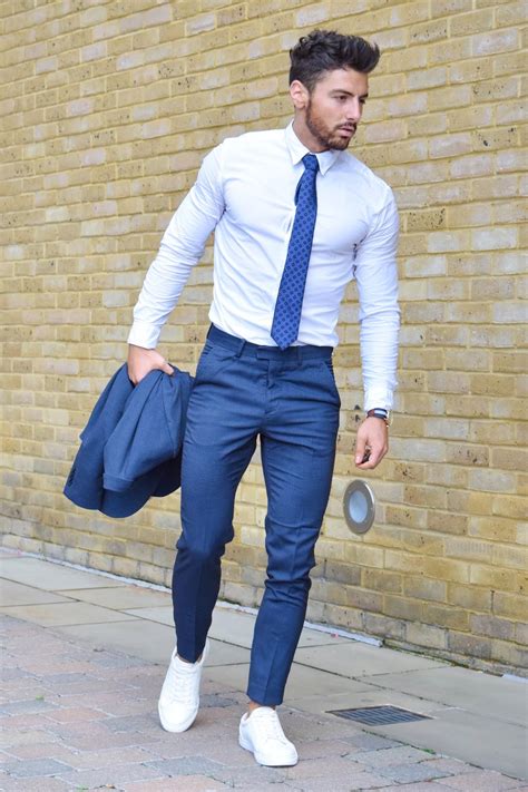 Top 30 Best Graduation Outfits For Guys Graduation Outfits For Guys Business Casual Attire