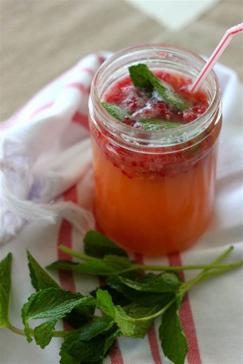 Stir the mixture thoroughly to make sure everything combines fully. 20 Amazing Health Benefits of Apple Cider Vinegar - Starsricha