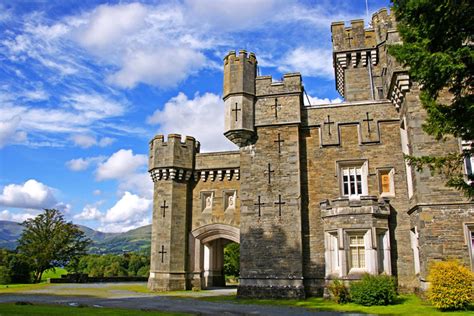 Six Of The Best Lake District Castles Lakeland Hideaways