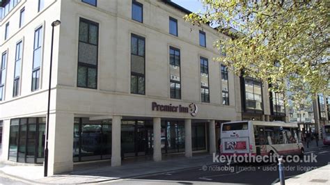 Premier inn chipping norton hotel. Premier Inn, James Street West, Bath • Bath Hotel • Key to ...