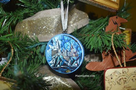 I was inspired by the sweater/cardigan they were. Harry Potter Wood Circle Ornaments · Major Gates