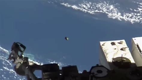 Nasa Captures Footage Of Ufo On Space Station Live Feed Iheart
