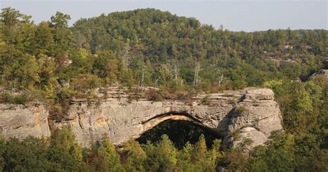 Hike To Natural Arch In Daniel Boone National Forest Parkers Lake