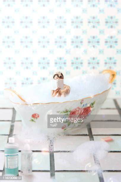 Reading Bubble Bath Photos And Premium High Res Pictures Getty Images