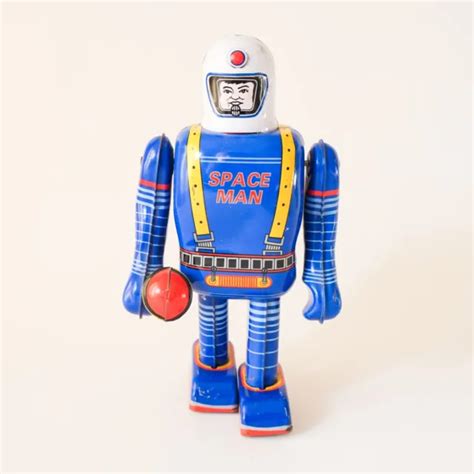 Vintage Schylling Tinplate Space Man Toy Robot Astronaut Clockwork Wind